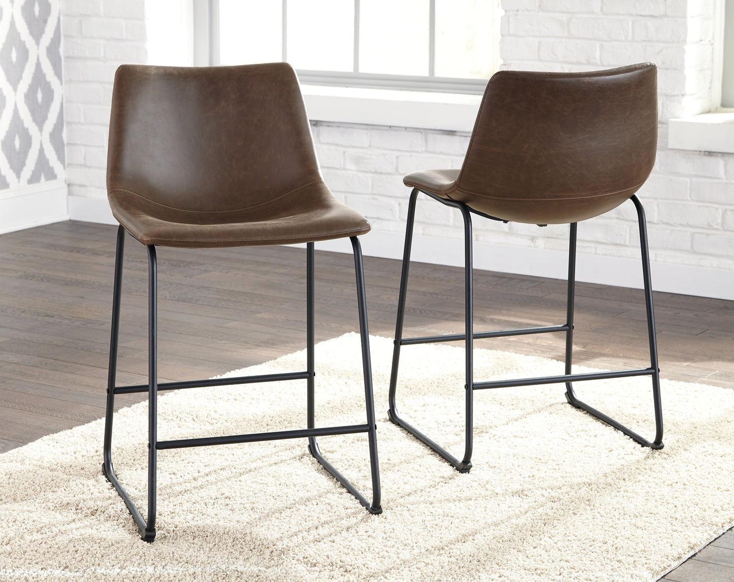 Centiar Upholstered Barstool (2/CN)