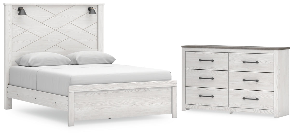 Gerridan Queen Panel Bed with Dresser