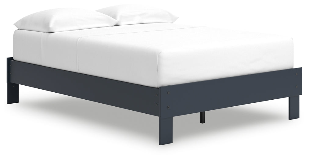 Simmenfort Full Platform Bed with Dresser and Nightstand